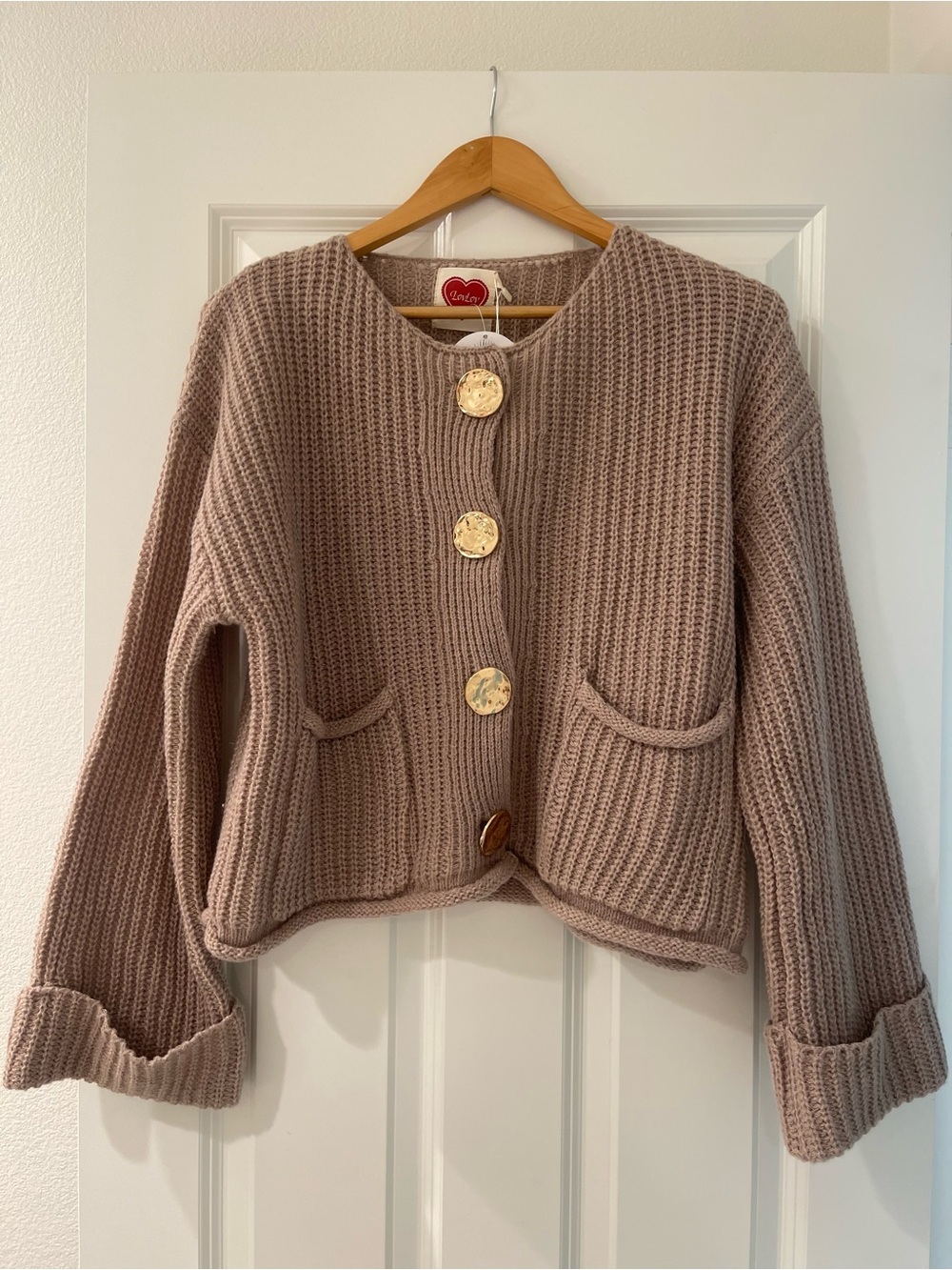 Lady Luxe knitted cardigan sweater gold buttons